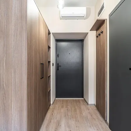 Rentplanet - Przy Centrum Kongresowym Lägenhet